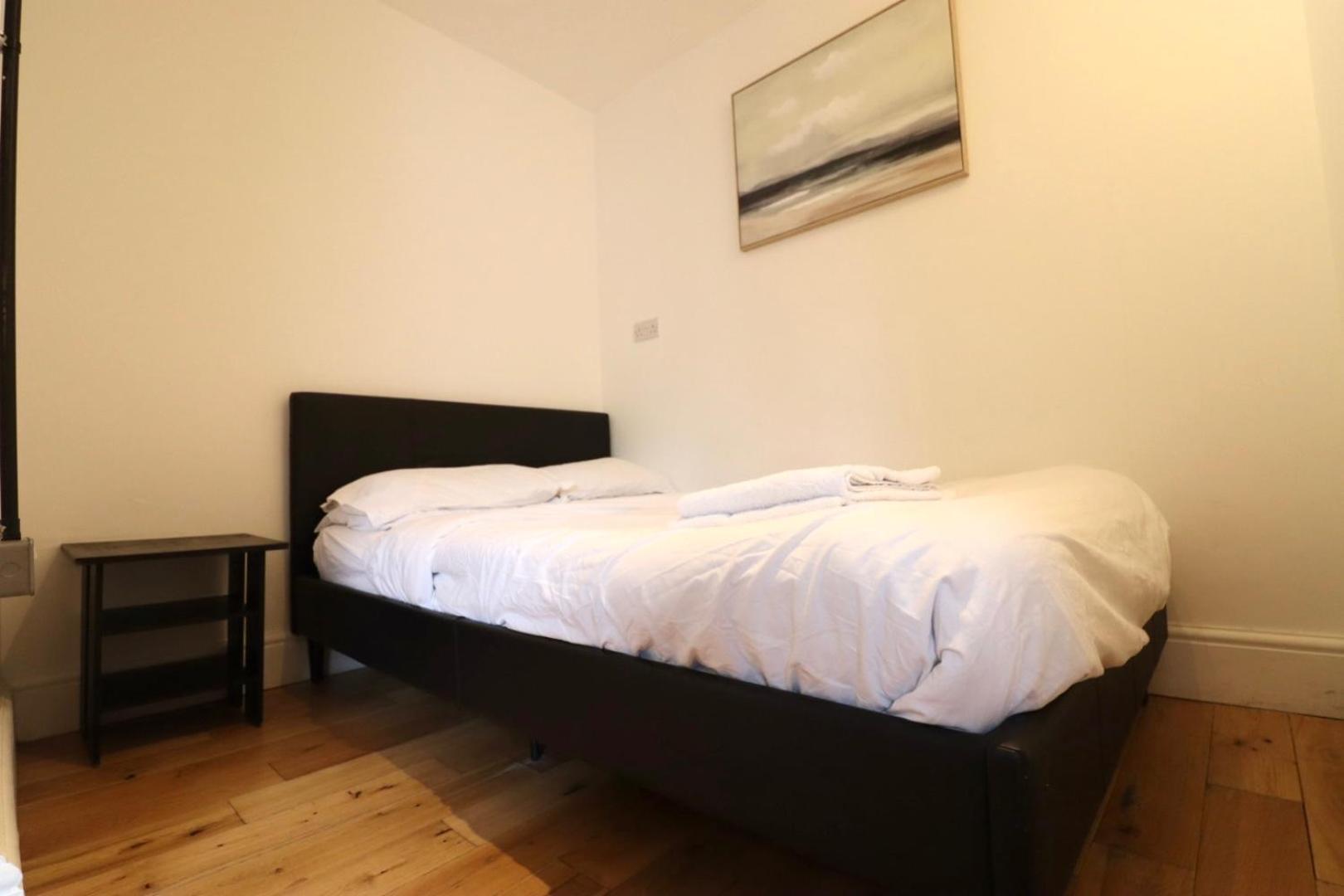Flat 4, 10 St John'S Apartment Bournemouth Bagian luar foto