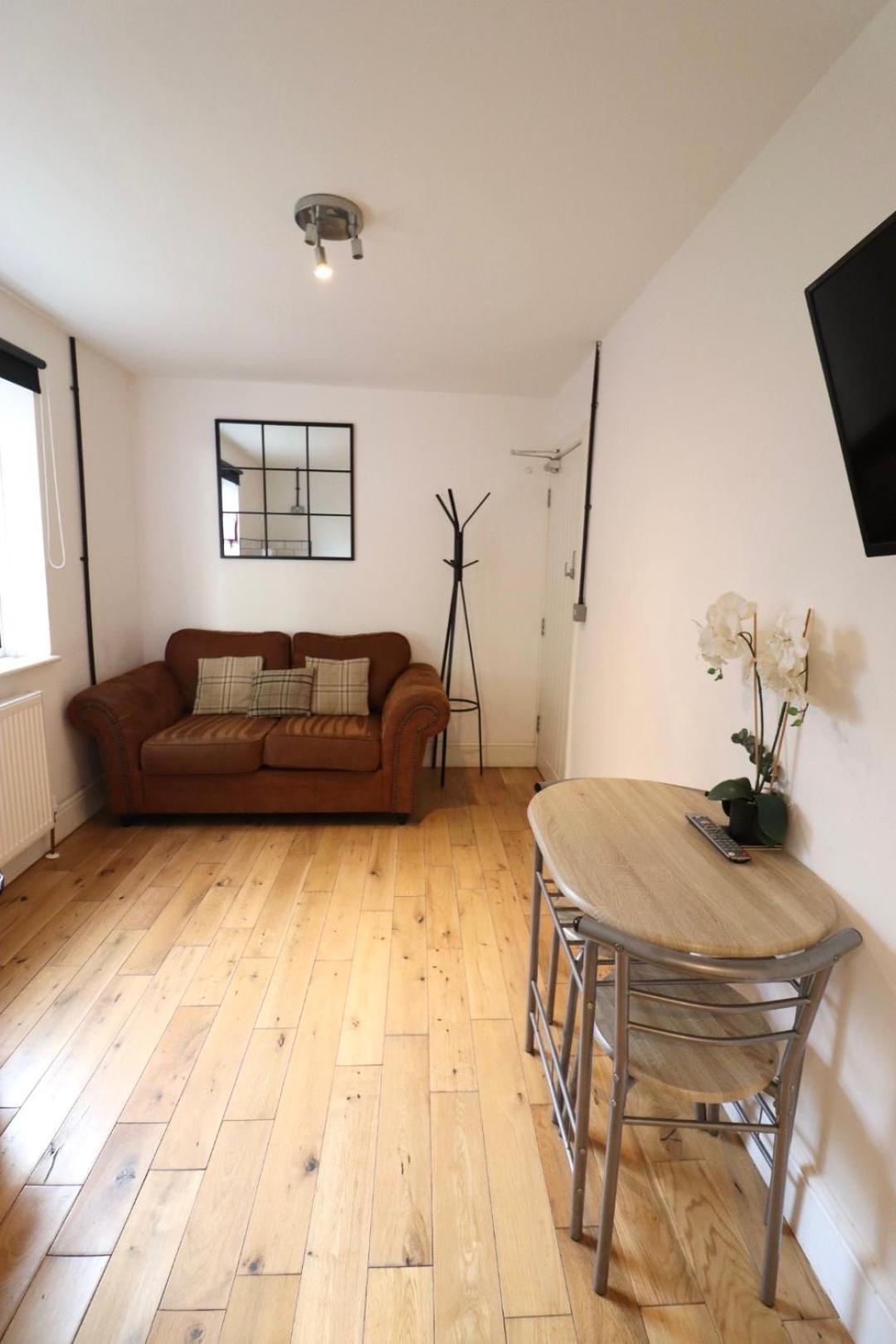 Flat 4, 10 St John'S Apartment Bournemouth Bagian luar foto